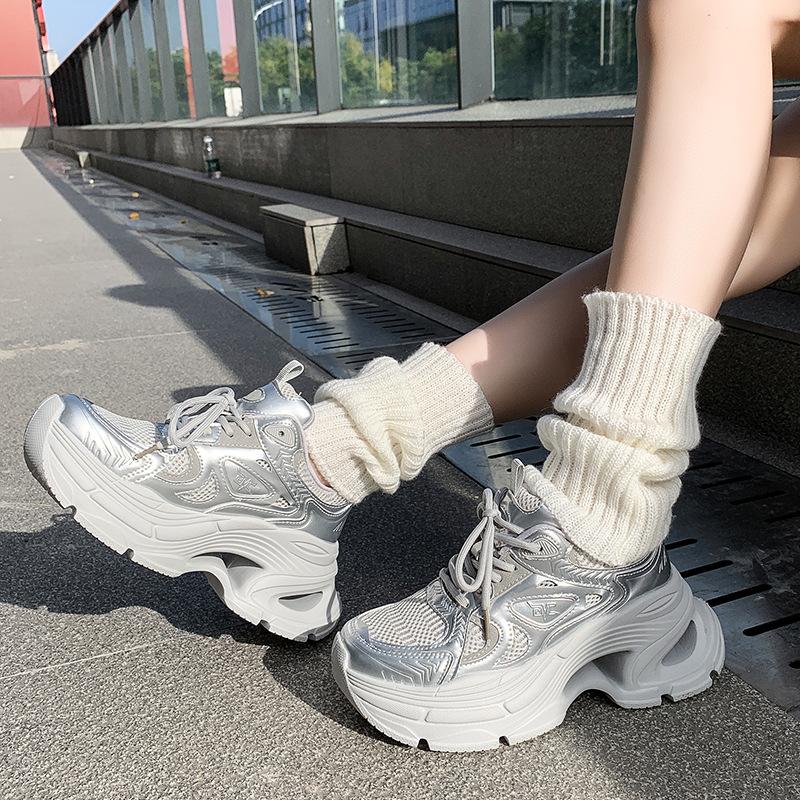 Platform White Shoes Women's 2025 New Autumn and Winter Height Increase Casual Sports Shoes Versatile and Lightweight Silver Dad Shoes Women