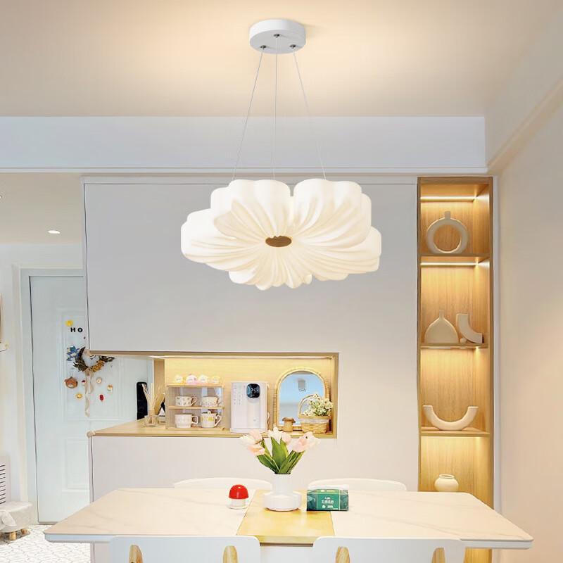 UOSU Cloud Petal LED Ceiling Light