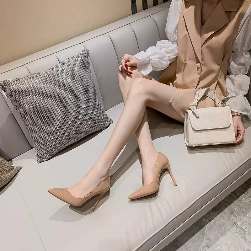 High heels women's summer 2025 new pointed toe nude temperament fine heel patent leather black light mouth versatile single shoes women