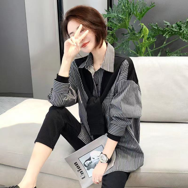 Women's Black and Gray Striped Top Shirt Fashionable and Versatile Style Design