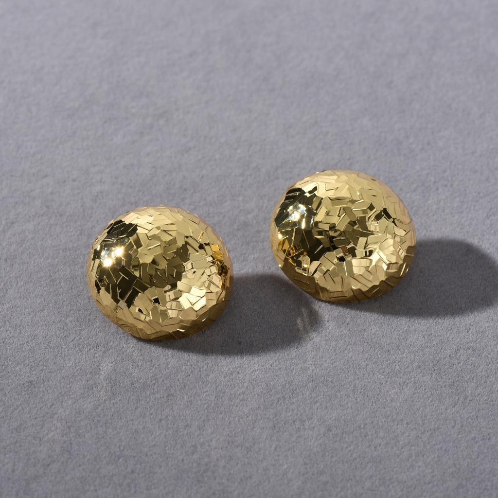 Niche High-Grade Metal Copper-Plated 18K Real Gold Texture Pleated Semicircle S925 Silver Needle Stud Earrings Personalized Temperament Earrings