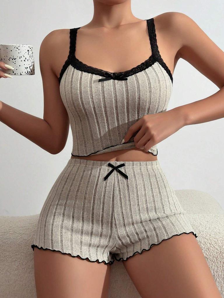 Women's Elastic Lace Trim Pajama Set - Camisole and Bowknot Shorts for Indoor/Outdoor Wear