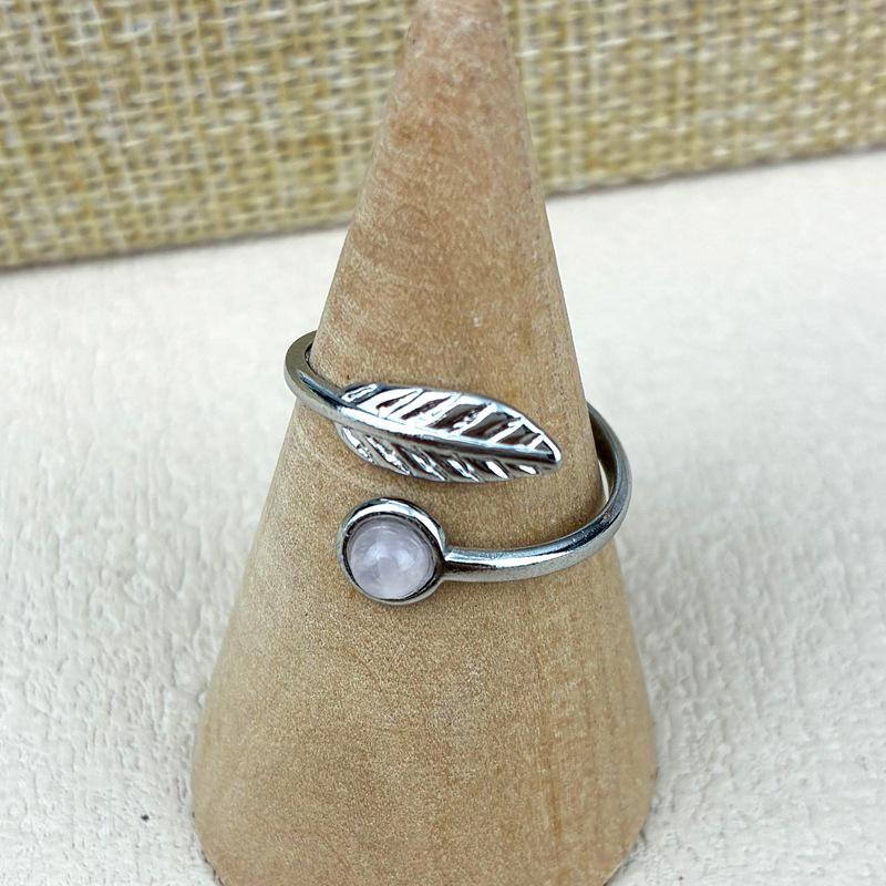 Кольцо с зеленым авантюрином в виде листа и пера: Художественные изделия из нержавеющей стали