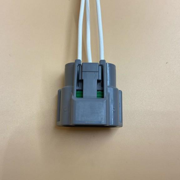 Original 3-Pin Car Connector Plug Harness 6189-7471