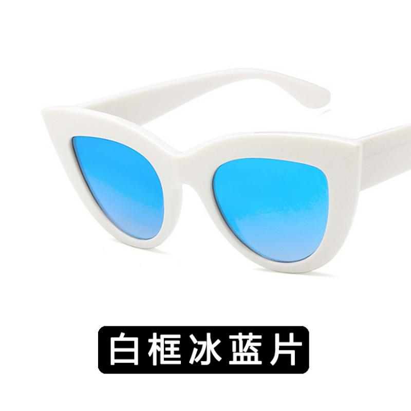 New Large Frame Cat Eye Sunglasses Women Vintage Classic UV400 Protection Outdoor Travel Sun Glasses Fashion Eyewear