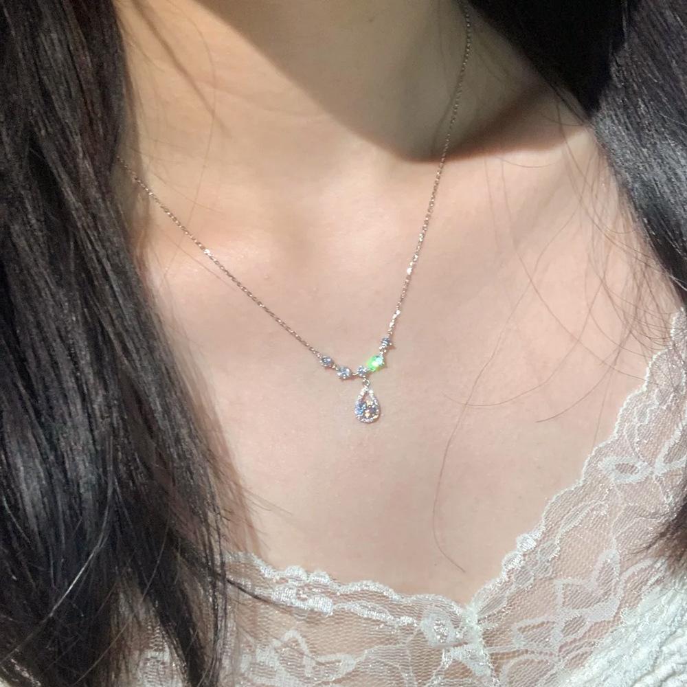 Женское осеннее колье легкой роскоши XL248