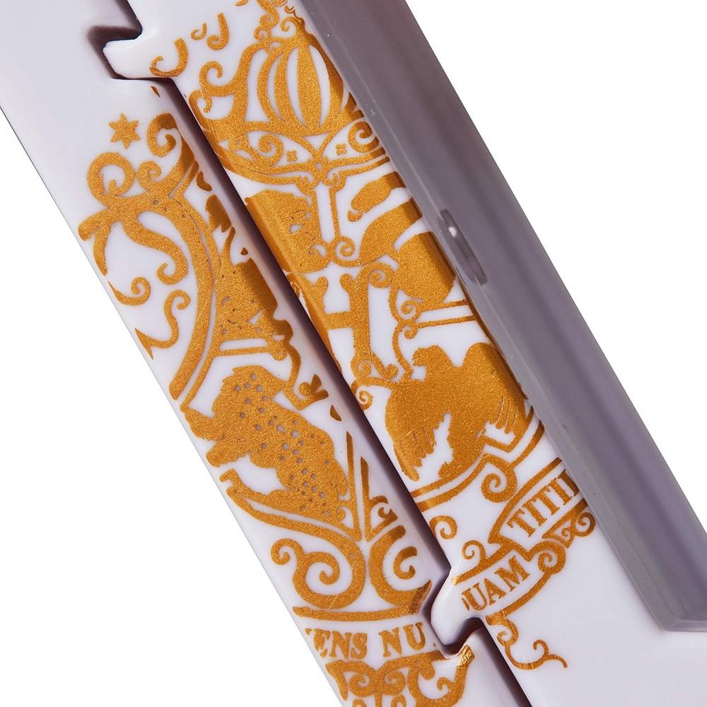 Harry Potter: Wizard Dynasty Dobby Collectable Figurine