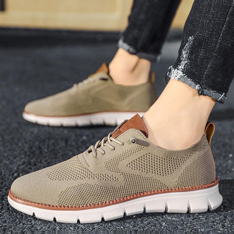 2024 Herren Atmungsaktive Flyknit Mesh Sneaker im britischen Stil, Übergröße 46, Lässige Sommer-Mode Laufschuhe