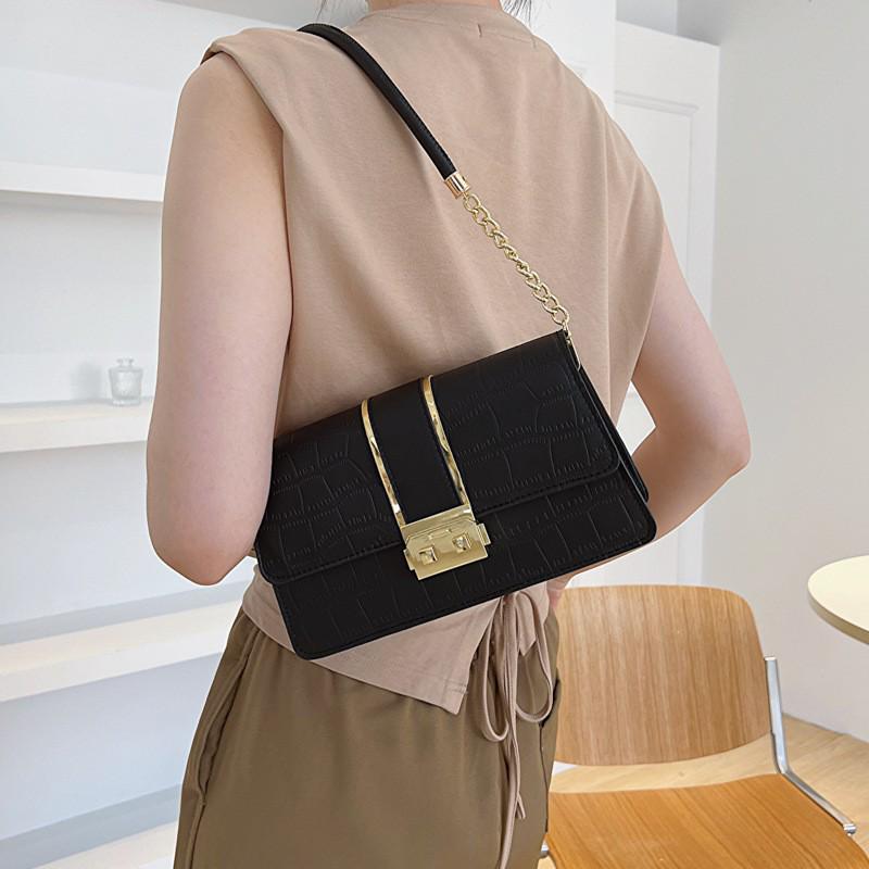 2025 Autumn Retro Minimalist Underarm Women's Shoulder Bag - Stylish Valentine's Day Chain Square Bag