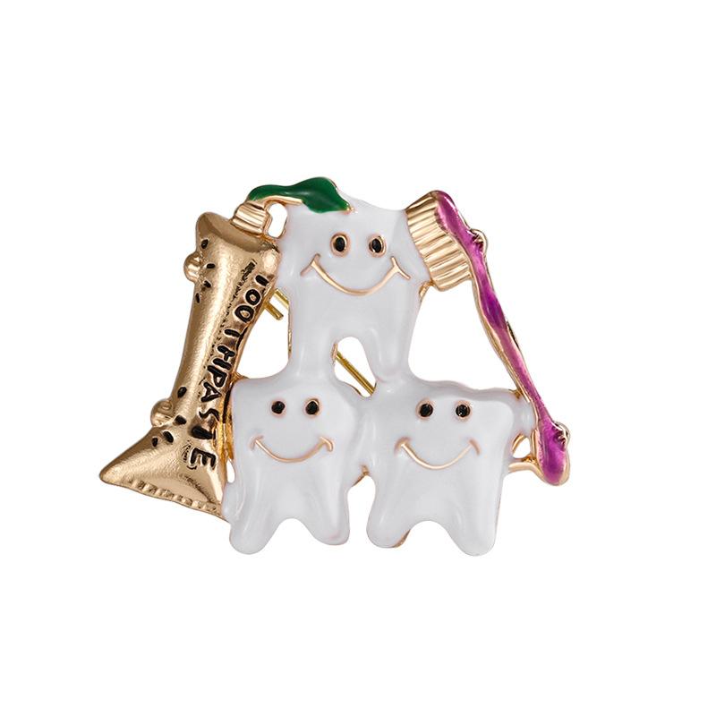 

White Teeth Fashion Versatile Popular Accessory Decorative Brooch 3.5*4CM