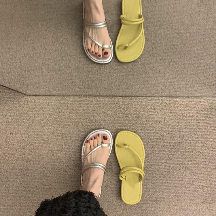 French silver flat-bottomed cool slippers women's summer wear 2025 new fashion versatile two-wear set of toe sandals women's shoes
