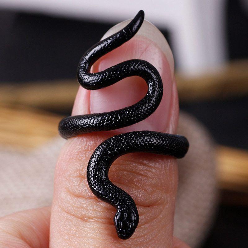 Fashion Spirit Snake Black Ring Geometric Open Adjustable Animal Domineering Jewelry Decoration Horror Dark Ring