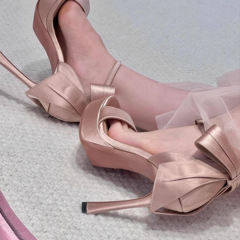 

2025 новые босоножки на высоком каблуке-шпильке с открытым носком, женские водонепроницаемые, на платформе, атласные с бантом, сумка-каблук, сандалии с ремешком и пряжкой на щиколотке 39 розовый