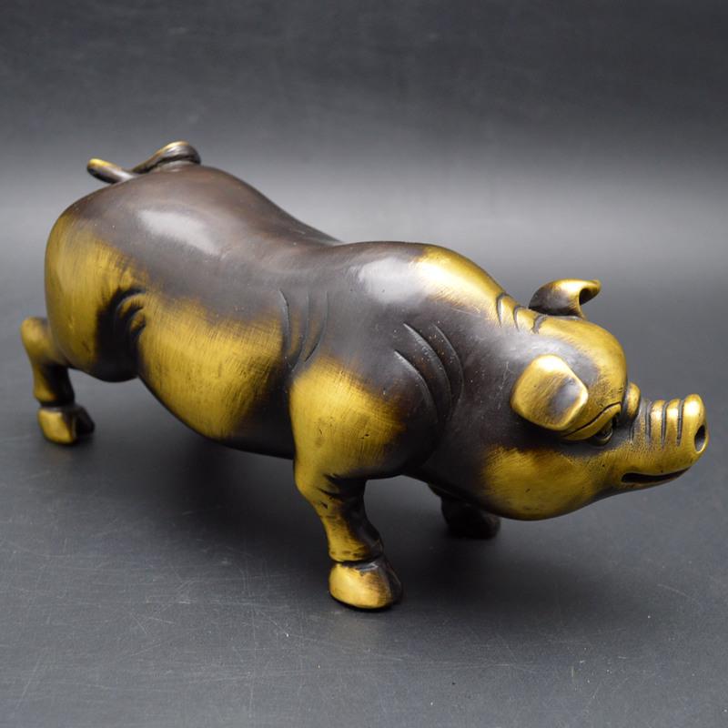Luxurious Brass Zodiac Pig Figurine: Decorative Ornament for Living Room, Office, or Entrance