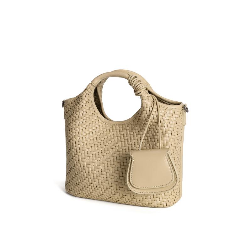Retro fashion hand-woven bag large capacity commuting temperament portable tote bag high sense sheepskin mother bag women