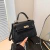Small bag women's new popular portable shoulder messenger commuter senior sense versatile Kelly bag