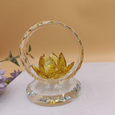Transparent Crystal Lotus Ornament Stable Base Reflection Effect Lotus Flower Figurine Smooth Finish Decorative