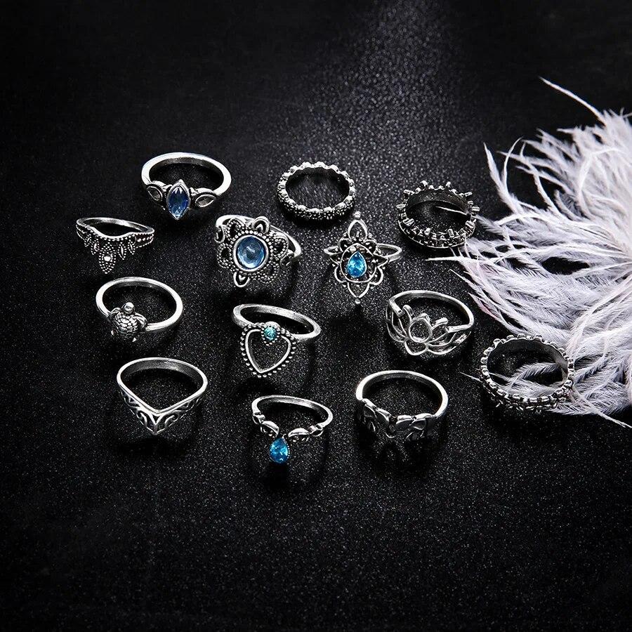 13Pcs/Set Vintage Carved Hollow Flower Crown Love Rings for Women Trendy 2024 Retro Exquisite Fringer Rings Party Zircon Gift