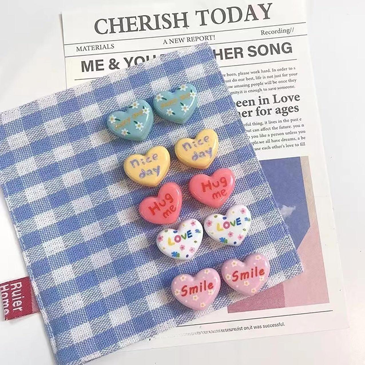 

5/10 шт. магнитов на холодильник в форме сердца с английскими буквами, подходящих для украшения холодильника, офиса, дома, доски