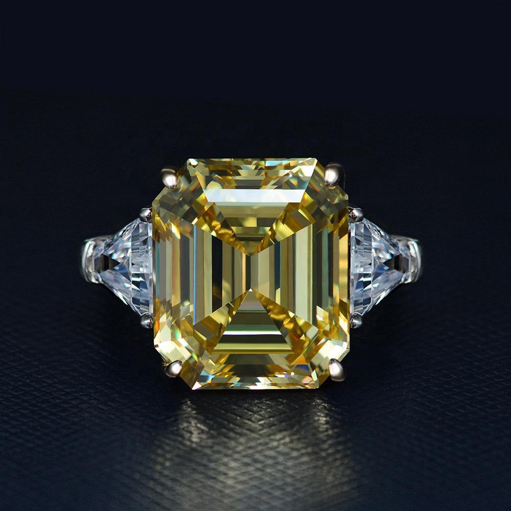 2025 High-end Emerald Cutting Gorgeous Rectangular CZ Diamond Women White Diamond Wedding Gemstone 925 Sterling Silver  Rings