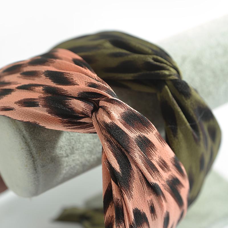 Dongdaemun Has The Same Fabric Versatile Leopard Print Headband, Crossed Simple Mori Headband, Wide Edge Headband.