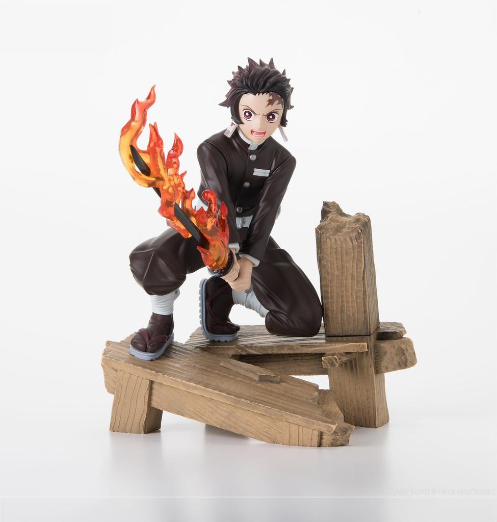 Kimetsu no Xross Link Tanjiro Kamado Schmiededorf-Bogen "Dämonentöter Yaiba" Figur -