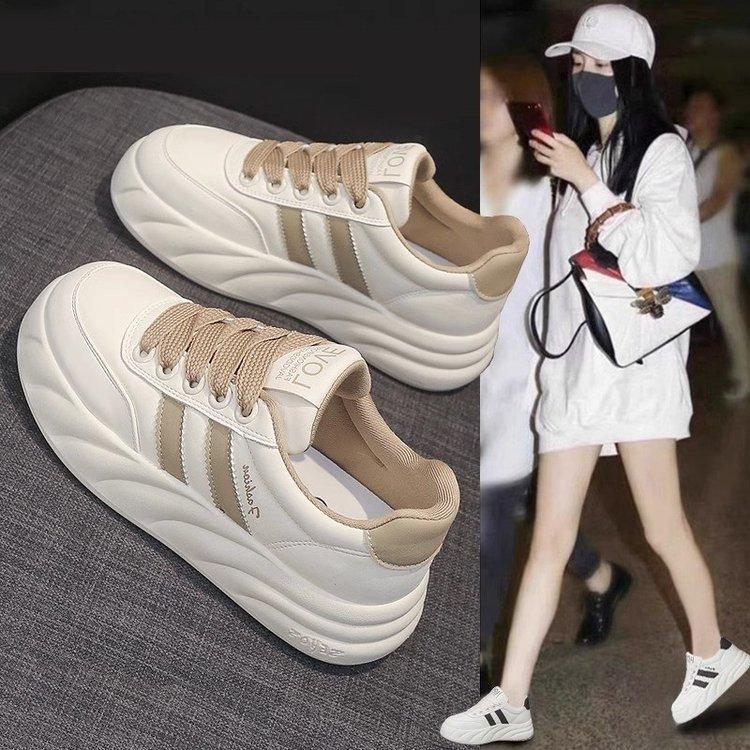 

Little white shoes women s 2025 new summer campus explosion breathable casual sports shoes women s thick baseplate shoes women s bread shoes 40