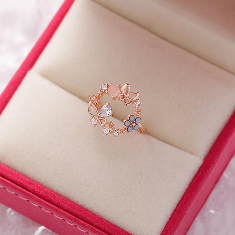 

Korea New Trend 17 Style Cute Flowers Rings For Women Sweet Girls Exquisite Enamel Sunflower Daisy Ring Jewelry Wedding Gift
