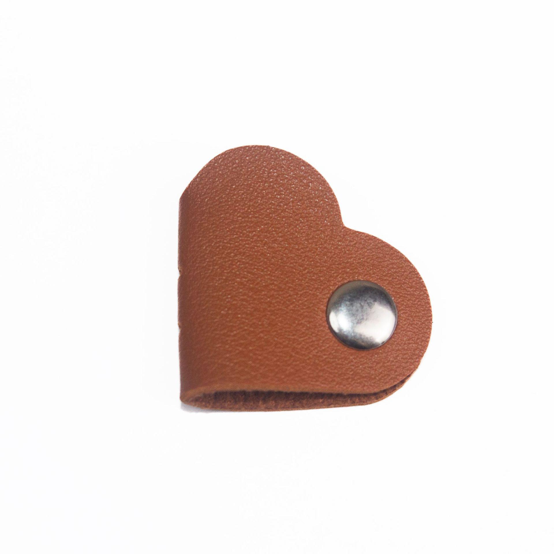 Heart-shaped PU Leather Bluetooth Cable & Earphone Organizer Set - Multi-color