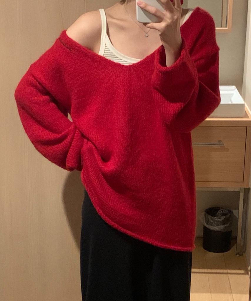 Sseomweeobeoteo Riss Wool Deep V-Neck Knit - Red