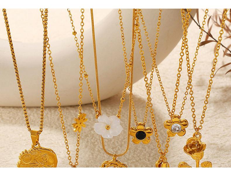 18K Vergoldete 3D Rosenanhänger Halskette - Leichter Luxus Damen Schmuck Geschenk