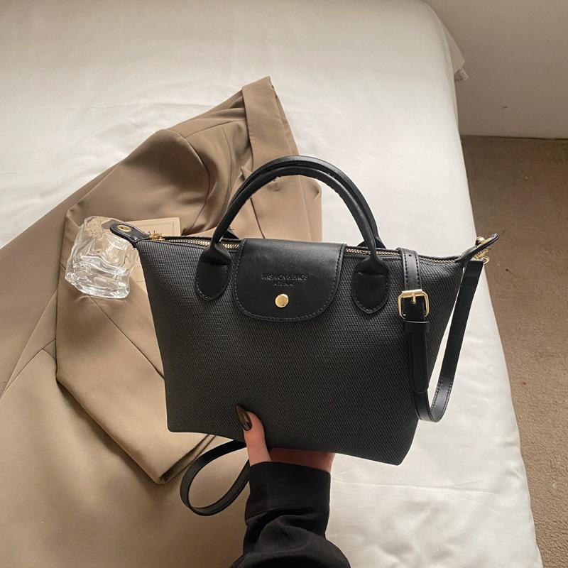 Popular niche contrasting color bag women's new high-end versatile messenger bag commuter handbag