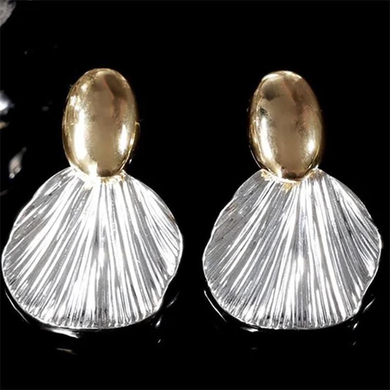 2023 Neue Vintage Silberfarbe Metall Große Muschel Ohrstecker für Frauen Mode Punk Geometrie Hängeohrringe Schmuck