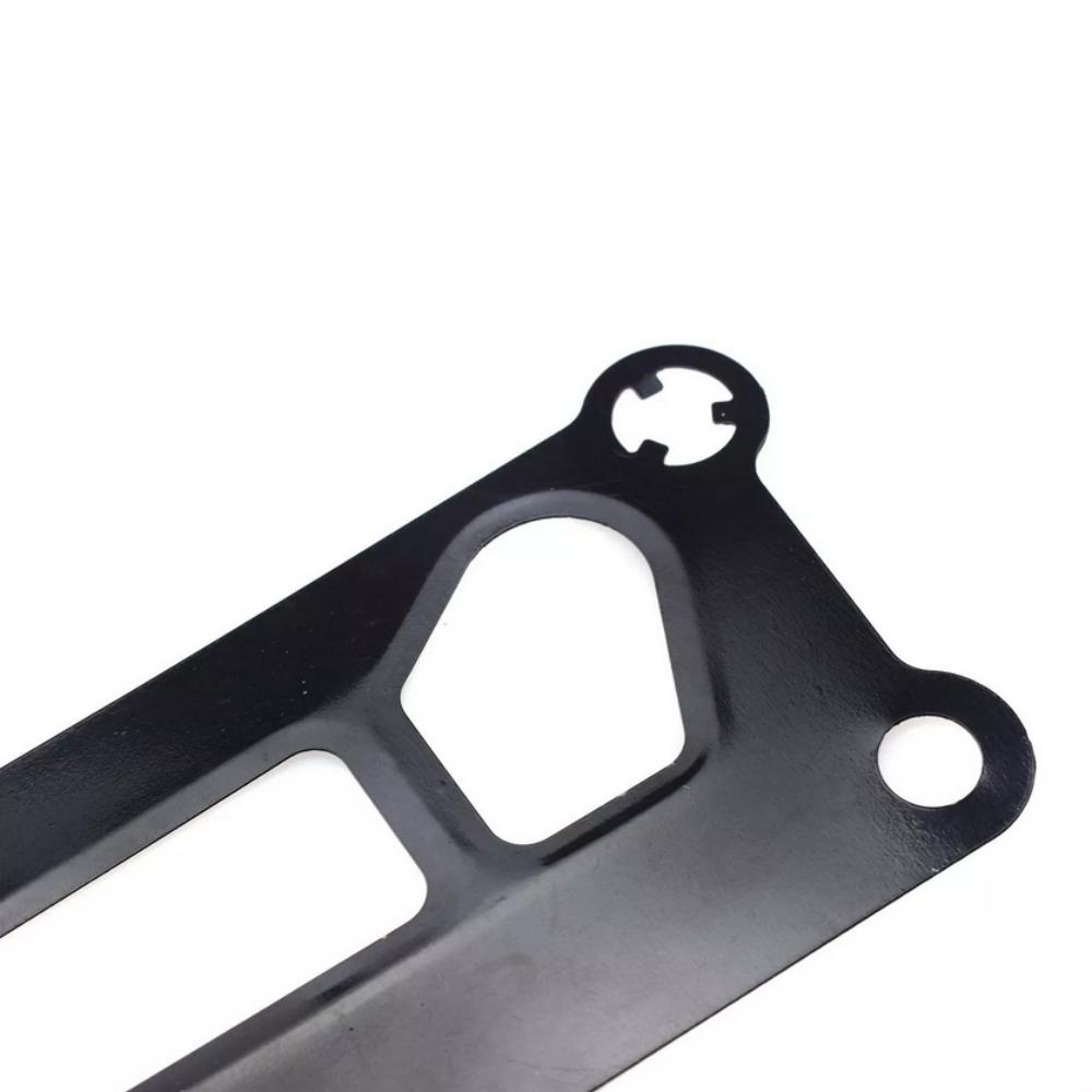 1x Engine Oil Filter Housing Gasket For Mazda 3 5 6 CX-7 Tribute B2300 LF0214342