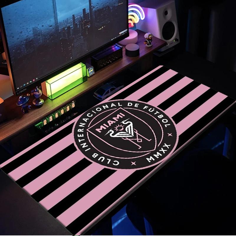 Inter Miami Fc Crest mouse pad, rubber base, esports desk mat, mouse pad for gamers and office use, gaming desk , easy to clean mat
