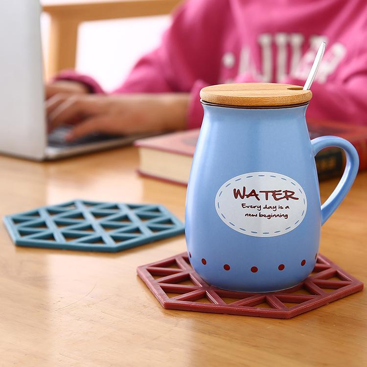 Hollow Solid Color Teacup Pad Household Items Coaster Geometric Heat Insulation Mat Non-slip Heat Insulation Anti-hot Bowl Mat