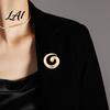 Spiral Design Brooch Minimalist Geometric Pin Art Badge for Men Women Decorative Alloy Pin Coats Suits Sweaters Scarves Clothing Decoration