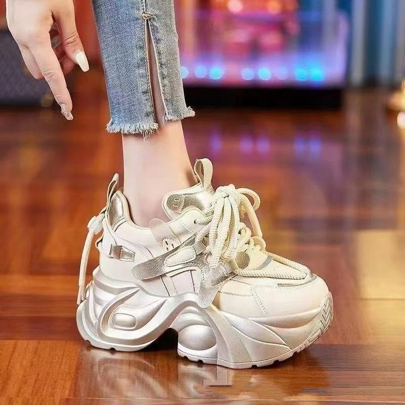 

Женская модная обувь на толстой подошве, ультралегкая, повседневная, с увеличением роста внутри 39 покинуть белый