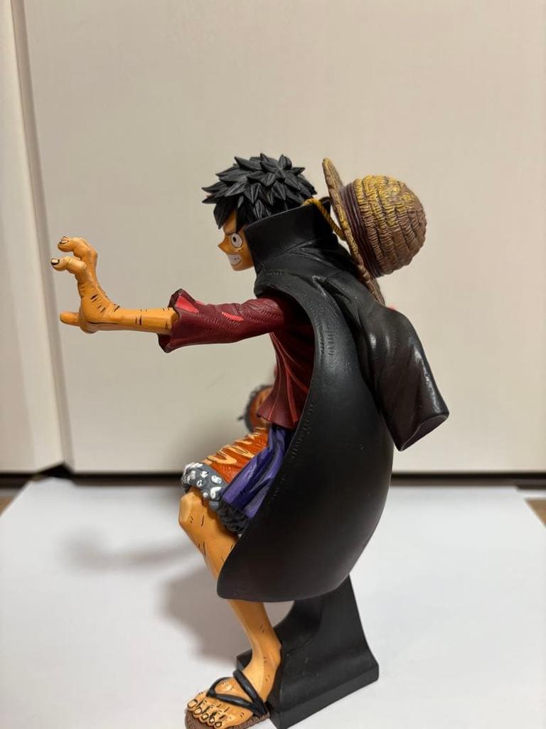 [USED] One Piece Luffy figure, 2D coloring, repainted