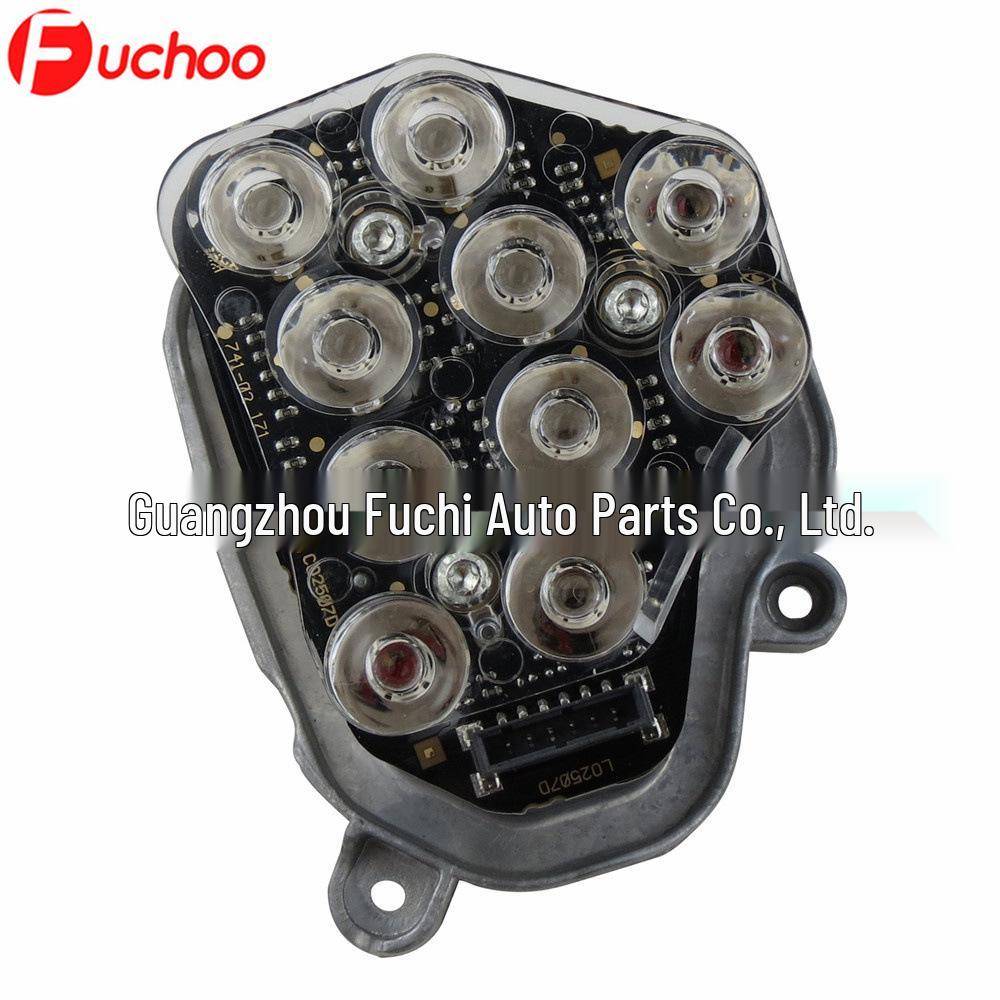 

BMW F18/F10 Headlight LED Turn Signal Module #63117271901/#63117271902