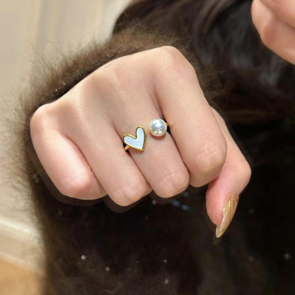 Adjustable Heart-Shaped Pearl Ring with Natural Freshwater Pearls and Seashells