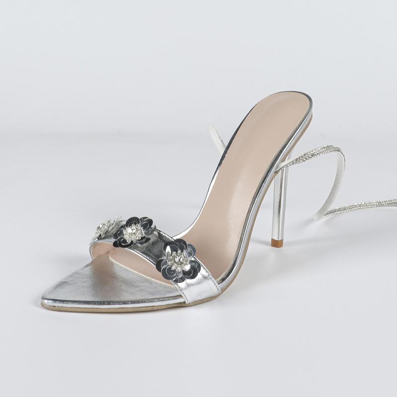 Fashion Bling Rhinestone Narrow Band High Heel Sandals Women Fashion Metal Flower Decoration Brand Designer Shoes Sexy Party Dress Shoes