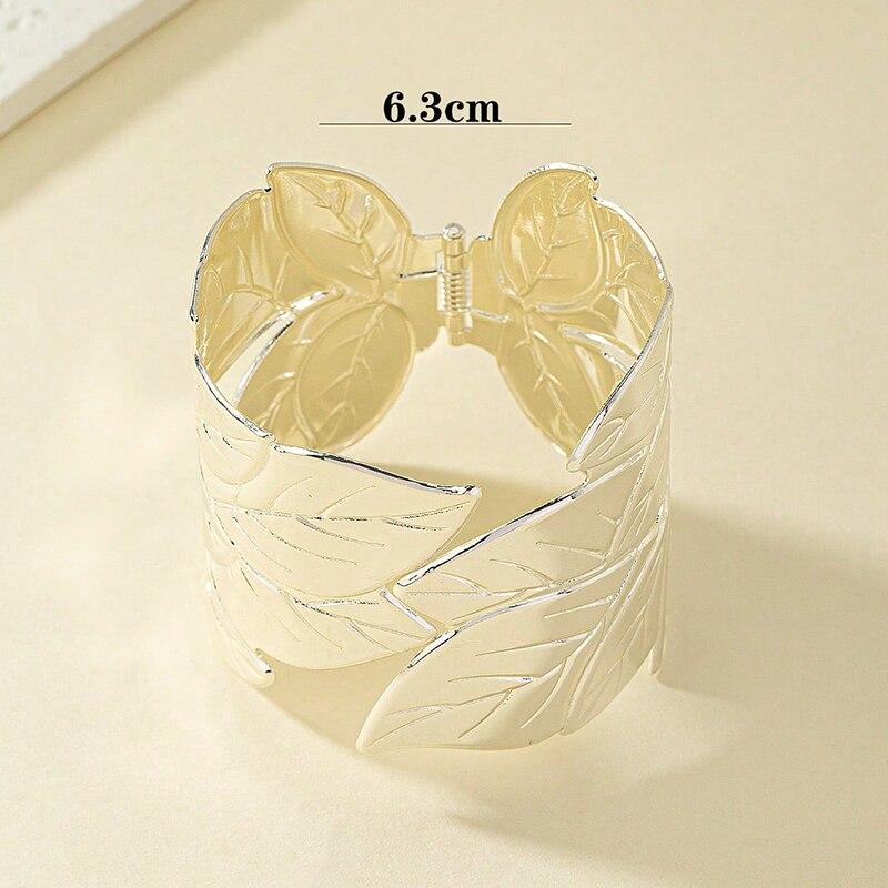 Copper Color Leaf Shape Cuff Bangle For Women Gold Color Leaves Hinge Bangle Vintage Girls Party Jewelry Street Wear Accessories
