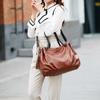 2021 Vintage Fashion High Capacity Tote Handbag Soft Leather Female Bag Casual Pleated Shoulder Bag Tassel Design Bag for Women