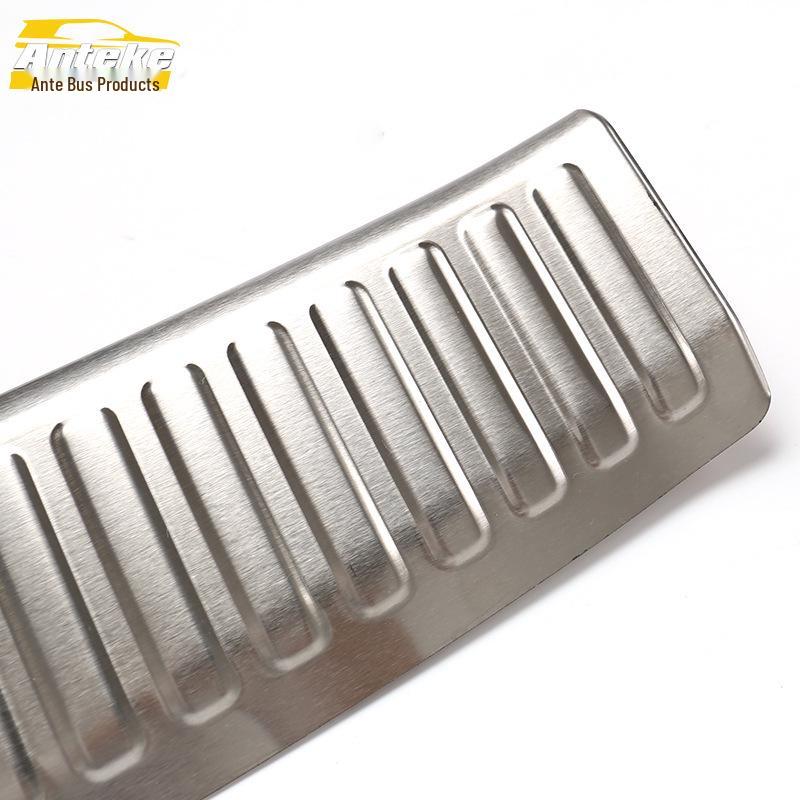 Baojun 310 Rear Guard Plate: Stainless Steel Tailgate Trunk Protection Pedal & Decorative Strip