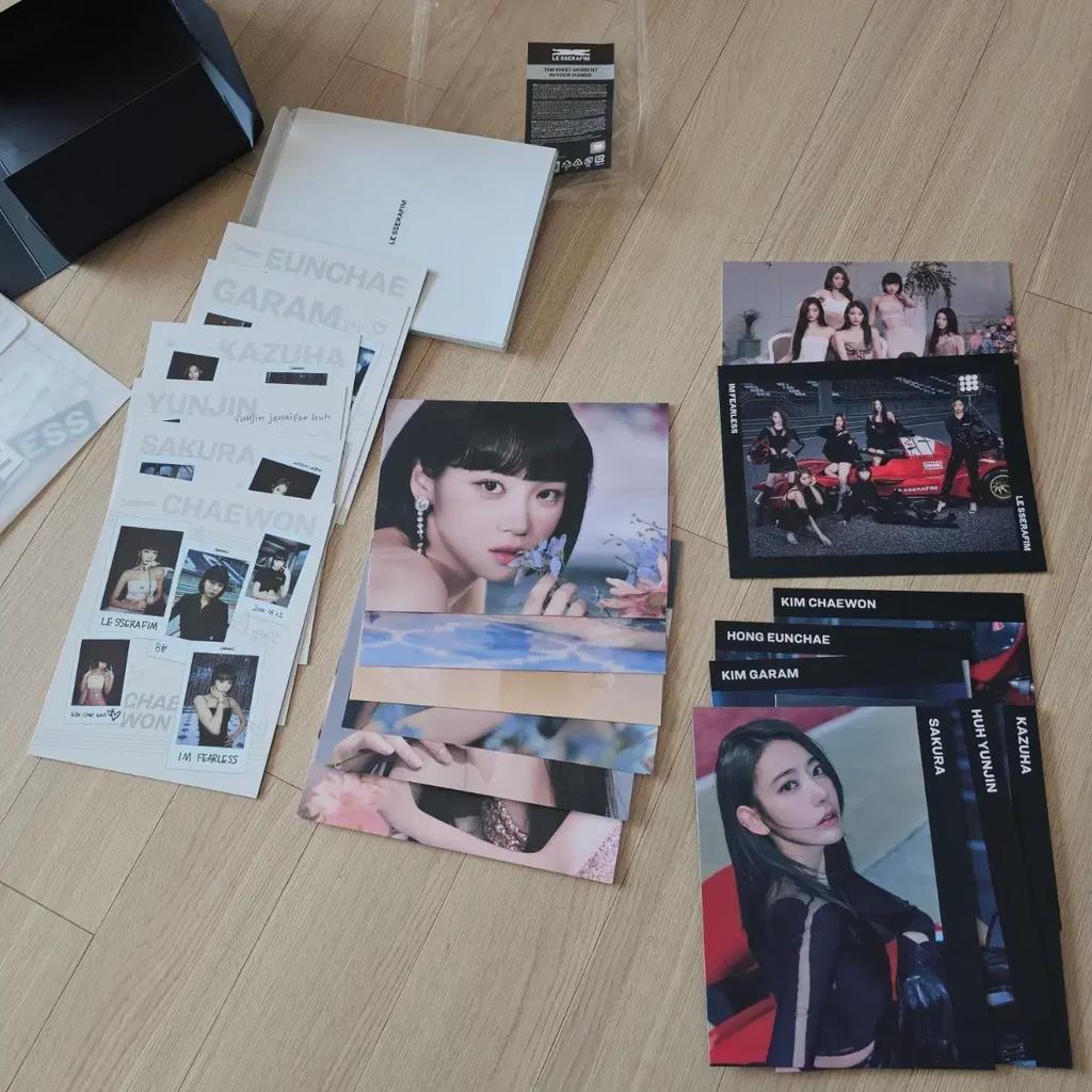 LE SSERAFIM First Moment in Your Hands