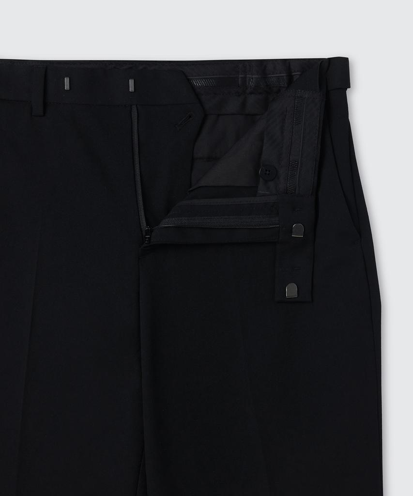Musinsa Standard Relaxed Tapered Hidden Banding Crop Slacks [Black]