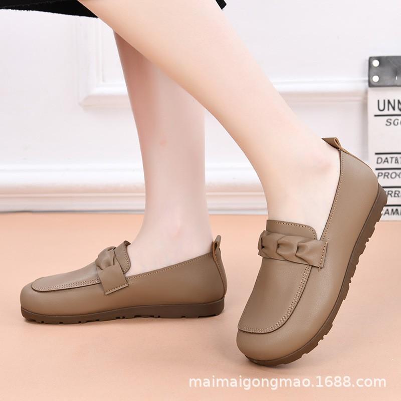 Womens Flat Loafers Casual Slip-On Shoes Round Toe PU Leather Comfortable Non-Slip Rubber Sole