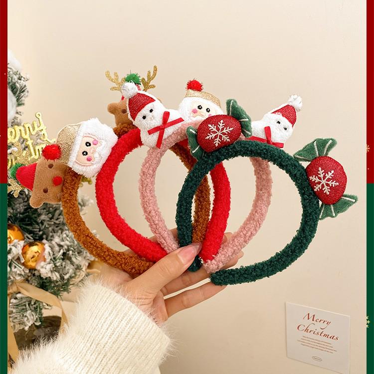 Christmas Plush Headband: Cute Versatile Hair Accessory for Girls.
