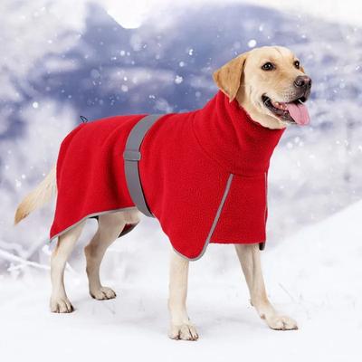 Vestiti per cani in fibra di poliestere Stile cintura regolabile Vita Inverno Ispessito Lana d'agnello Calore Isolamento Cani di taglia grande Mantello Passeggio all'aperto Prodotti per animali domestici